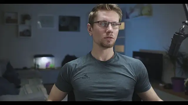 Snapshot of kevin-park chatting on 28, 1, 2025 kevin-park online show from 28, 1, 2025