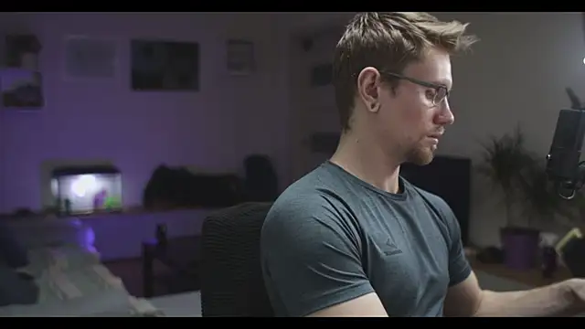 Snapshot of kevin-park chatting on 28, 1, 2025 kevin-park online show from 28, 1, 2025