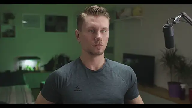 Snapshot of kevin-park chatting on 7, 2, 2025 kevin-park online show from 7, 2, 2025