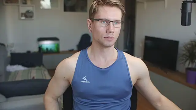 Snapshot of kevin-park chatting on 21, 2, 2025 kevin-park online show from 21, 2, 2025