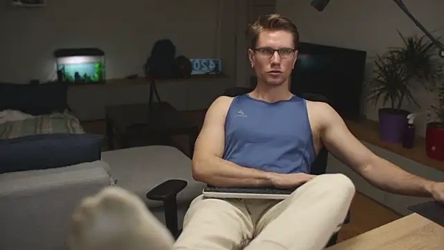 Snapshot of kevin-park chatting on 21, 2, 2025 kevin-park online show from 21, 2, 2025