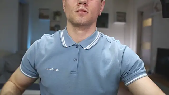 Snapshot of kevin-park chatting on 8, 3, 2025 kevin-park online show from 8, 3, 2025