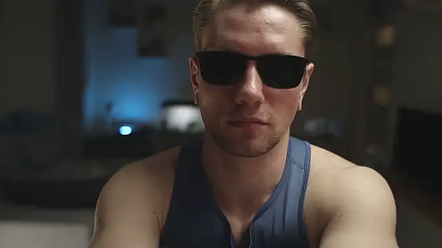 Snapshot of kevin-park chatting on 12, 3, 2025 kevin-park online show from 12, 3, 2025