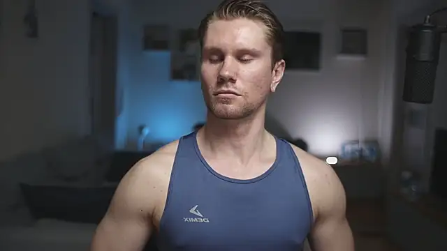 Snapshot of kevin-park chatting on 13, 3, 2025 kevin-park online show from 13, 3, 2025