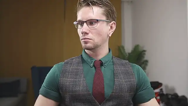 Snapshot of kevin-park chatting on 24, 11, 2025 kevin-park online show from 24, 11, 2025