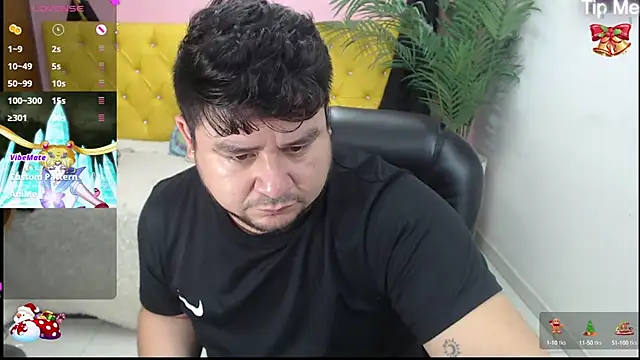 Snapshot of oso_dirty_ chatting on 12, 12, 2024 oso dirty  online show from 12, 12, 2024