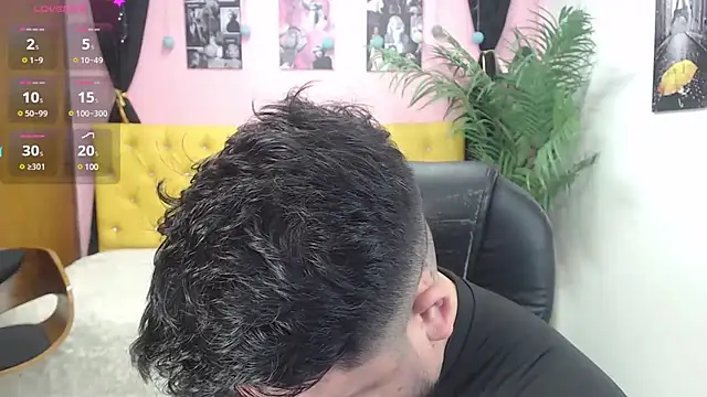 Snapshot of oso_dirty_ chatting on 11, 2, 2025 oso dirty  online show from 11, 2, 2025