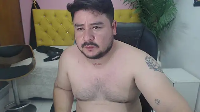 Snapshot of oso_dirty_ chatting on 21, 2, 2025 oso dirty  online show from 21, 2, 2025