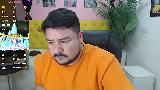 Snapshot of oso_dirty_ chatting on 7, 3, 2025 oso dirty  online show from 7, 3, 2025