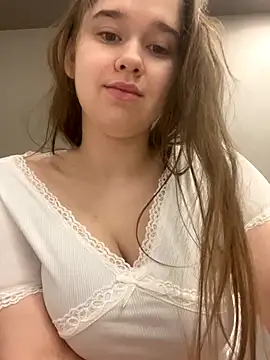 HornyGirlH online show from 16, 12, 2025