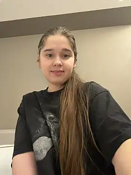 Snapshot of HornyGirlH chatting on 16, 2, 2026 HornyGirlH online show from 16, 2, 2026