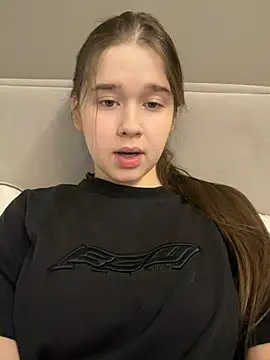 Snapshot of HornyGirlH chatting on 2, 3, 2026 HornyGirlH online show from 2, 3, 2026