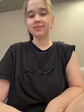 HornyGirlH online show from 14, 3, 2026