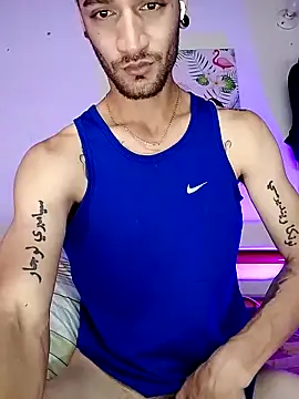 Snapshot of iamxandertv chatting on 9, 11, 2025 iamxandertv online show from 9, 11, 2025