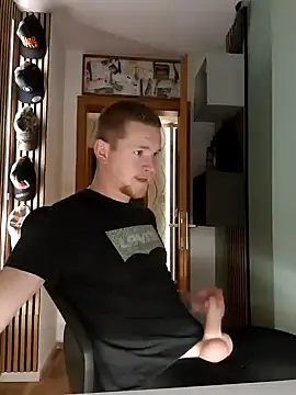 Playbunniboy online show from 6, 1, 2025