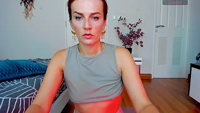 BritneyHall online show from 14, 2, 2025