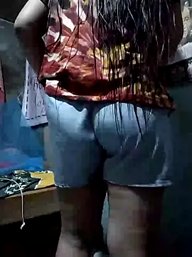 Snapshot of xxyourfantasyxx chatting on 5, 1, 2025 xxyourfantasyxx online show from 5, 1, 2025