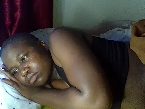 Snapshot of cute-marianna chatting on 13, 11, 2025 cute-marianna online show from 13, 11, 2025