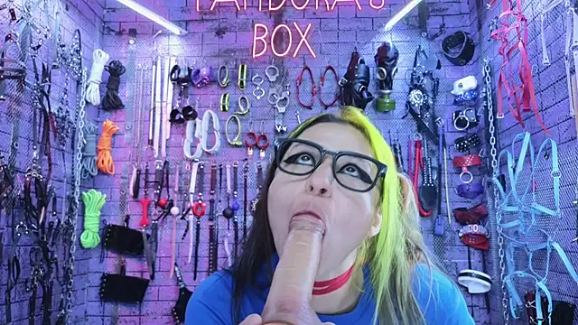 PANDORANEZZ online show from 22, 2, 2025