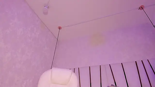 Meghan stonne  online show from 6, 2, 2025