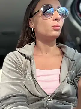 Snapshot of YOUR-KARINA chatting on 19, 12, 2024 YOUR-KARINA online show from 19, 12, 2024