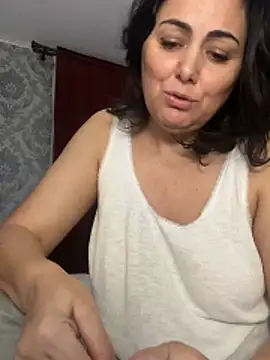 Snapshot of Emma_roqueen chatting on 9, 6, 2026 Emma roqueen online show from 9, 6, 2026