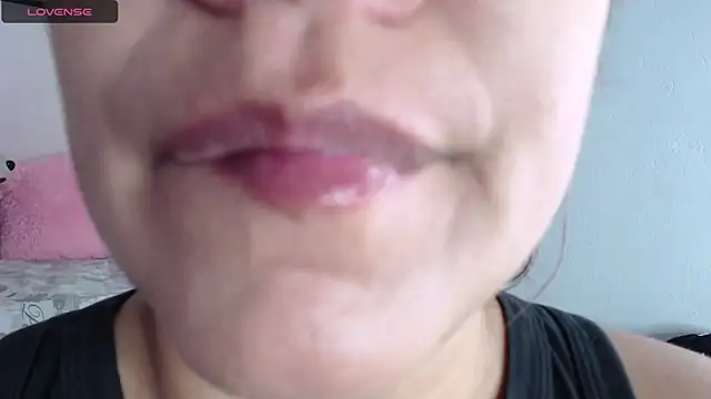 emiligrey  online show from 31, 12, 2024