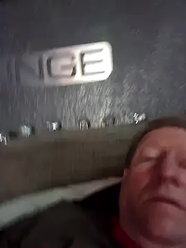 tomtom111111 online show from 7, 11, 2025