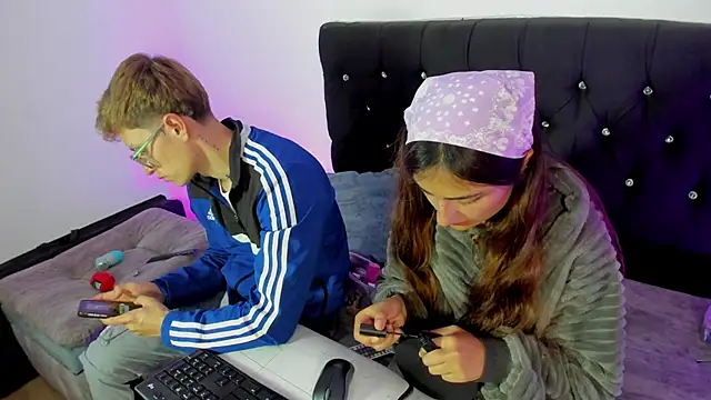 A sexy couple   online show from 13, 11, 2025