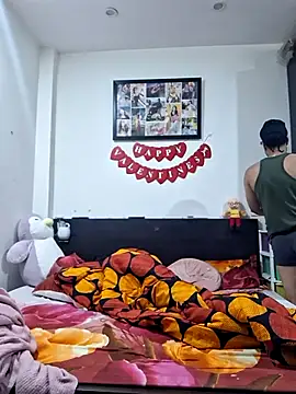 Snapshot of GYMBOY0071 chatting on 17, 10, 2025 GYMBOY0071 online show from 17, 10, 2025