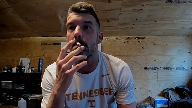 Snapshot of Kenny_Kyle chatting on 22, 2, 2025 Kenny Kyle online show from 22, 2, 2025