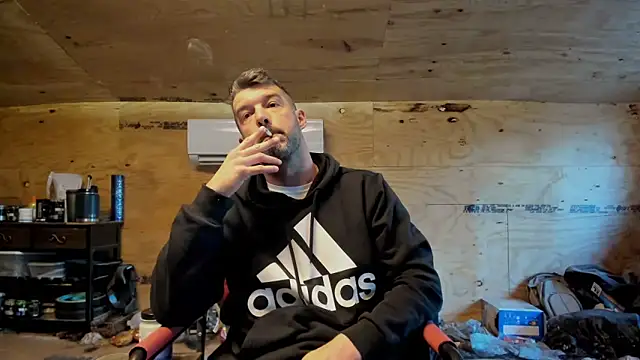 Snapshot of Kenny_Kyle chatting on 23, 2, 2025 Kenny Kyle online show from 23, 2, 2025