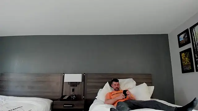 Snapshot of Kenny_Kyle chatting on 28, 2, 2025 Kenny Kyle online show from 28, 2, 2025