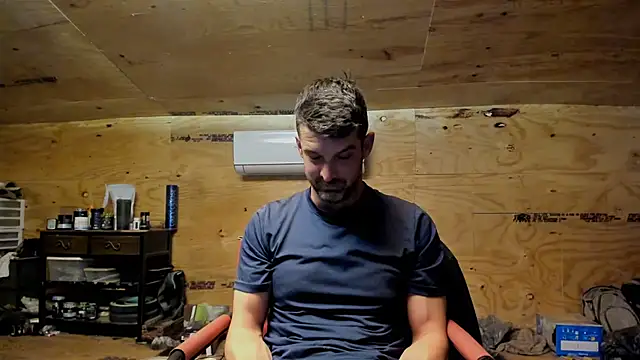 Snapshot of Kenny_Kyle chatting on 8, 3, 2025 Kenny Kyle online show from 8, 3, 2025