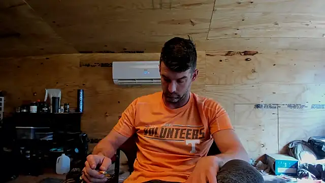 Snapshot of Kenny_Kyle chatting on 8, 3, 2025 Kenny Kyle online show from 8, 3, 2025