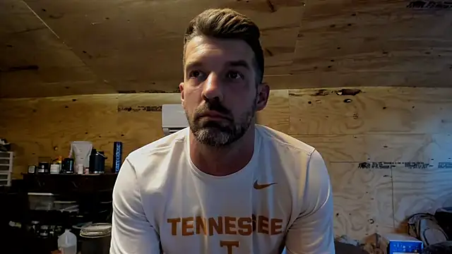 Snapshot of Kenny_Kyle chatting on 12, 3, 2025 Kenny Kyle online show from 12, 3, 2025