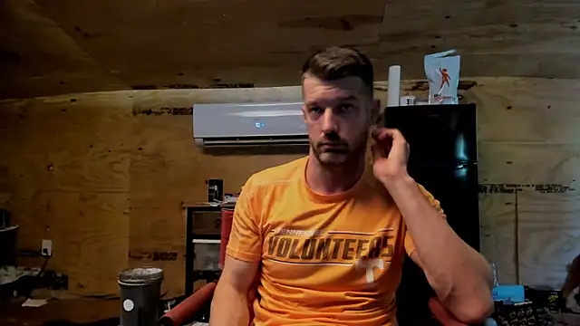 Snapshot of Kenny_Kyle chatting on 8, 9, 2025 Kenny Kyle online show from 8, 9, 2025