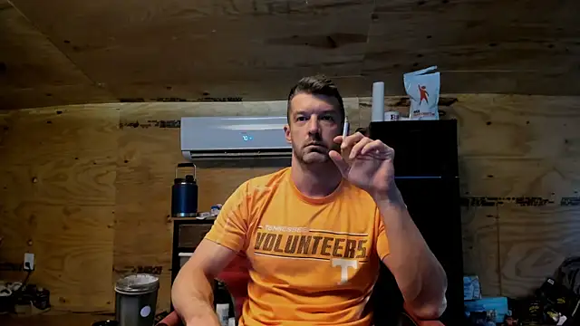 Snapshot of Kenny_Kyle chatting on 12, 9, 2025 Kenny Kyle online show from 12, 9, 2025