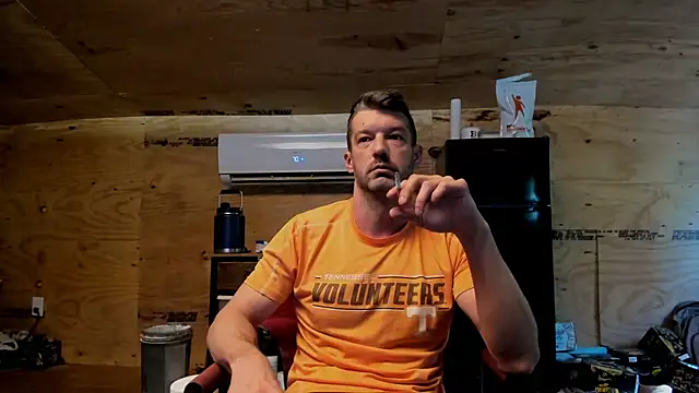 Snapshot of Kenny_Kyle chatting on 19, 9, 2025 Kenny Kyle online show from 19, 9, 2025