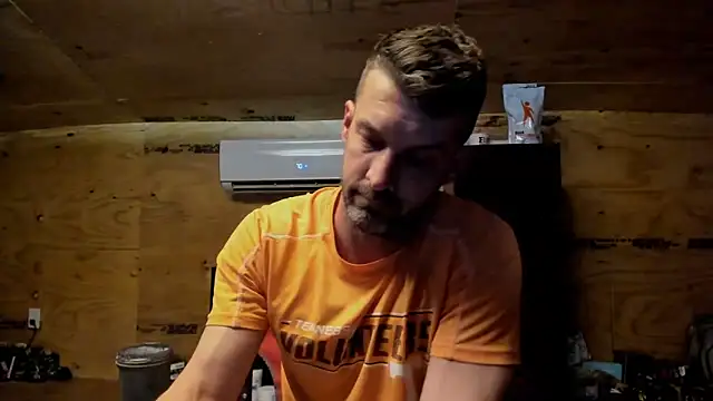 Snapshot of Kenny_Kyle chatting on 2, 10, 2025 Kenny Kyle online show from 2, 10, 2025