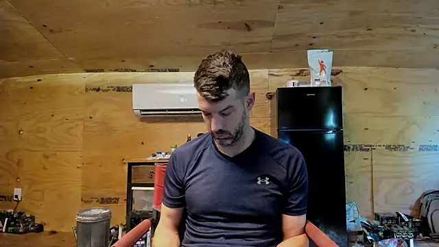 Snapshot of Kenny_Kyle chatting on 3, 10, 2025 Kenny Kyle online show from 3, 10, 2025