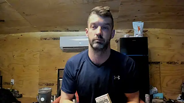 Snapshot of Kenny_Kyle chatting on 4, 10, 2025 Kenny Kyle online show from 4, 10, 2025