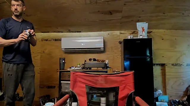 Snapshot of Kenny_Kyle chatting on 4, 10, 2025 Kenny Kyle online show from 4, 10, 2025