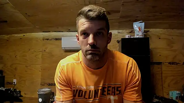 Snapshot of Kenny_Kyle chatting on 8, 10, 2025 Kenny Kyle online show from 8, 10, 2025