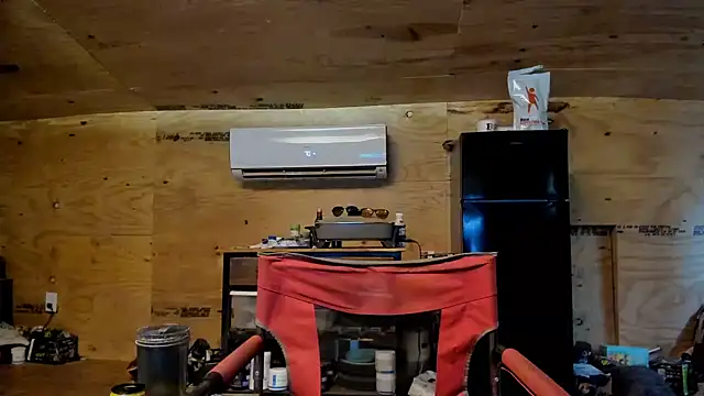 Snapshot of Kenny_Kyle chatting on 10, 10, 2025 Kenny Kyle online show from 10, 10, 2025