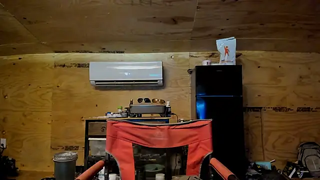 Snapshot of Kenny_Kyle chatting on 14, 10, 2025 Kenny Kyle online show from 14, 10, 2025