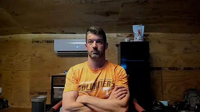 Snapshot of Kenny_Kyle chatting on 15, 10, 2025 Kenny Kyle online show from 15, 10, 2025