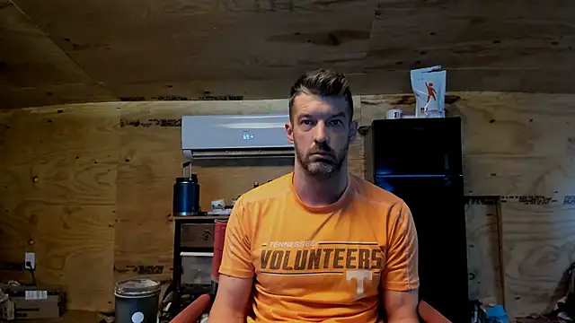 Snapshot of Kenny_Kyle chatting on 25, 10, 2025 Kenny Kyle online show from 25, 10, 2025