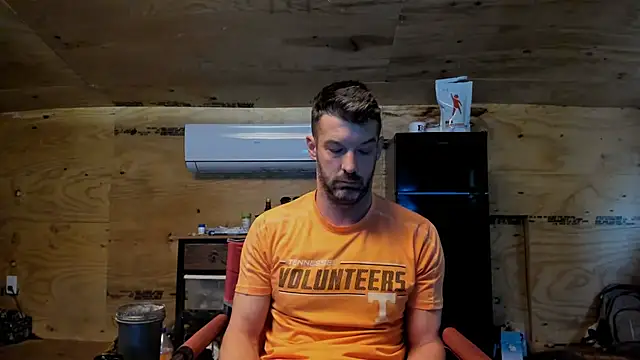 Snapshot of Kenny_Kyle chatting on 26, 10, 2025 Kenny Kyle online show from 26, 10, 2025