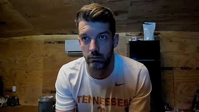 Snapshot of Kenny_Kyle chatting on 5, 11, 2025 Kenny Kyle online show from 5, 11, 2025